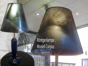 Lampe Röntgenlampe Modell Corpus