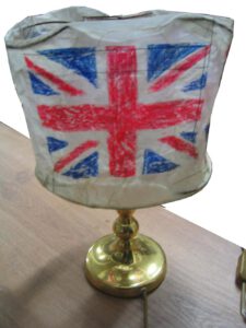 England Lampe upcycling art
